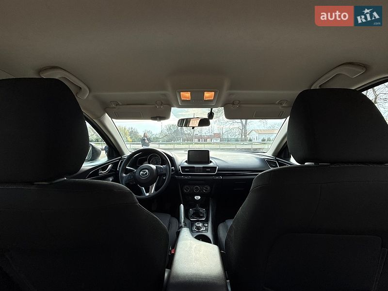 Седан Mazda 3 2016 в Сараті фото 13 Седан Mazda 3 2016 в Сараті