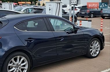 Хэтчбек Mazda 3 2015 в Житомире