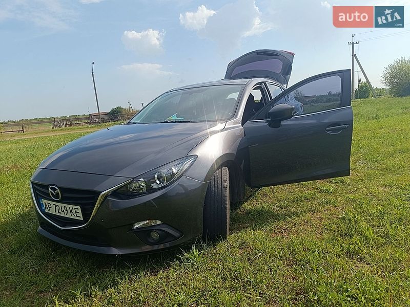 Хетчбек Mazda 3 2016 в Запоріжжі