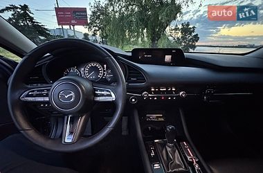 Седан Mazda 3 2022 в Днепре
