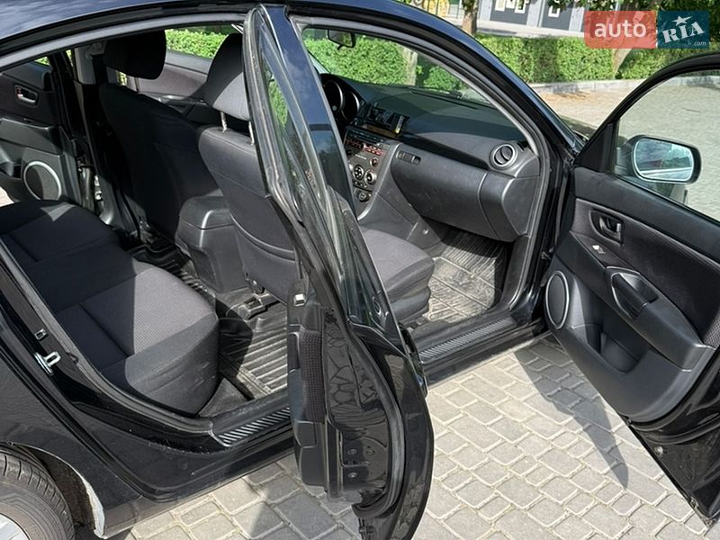 Седан Mazda 3 2007 в Каменском