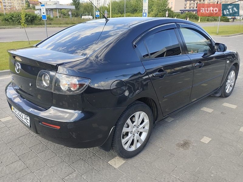 Седан Mazda 3 2007 в Ужгороде