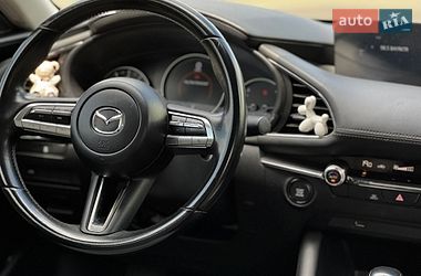 Седан Mazda 3 2019 в Киеве