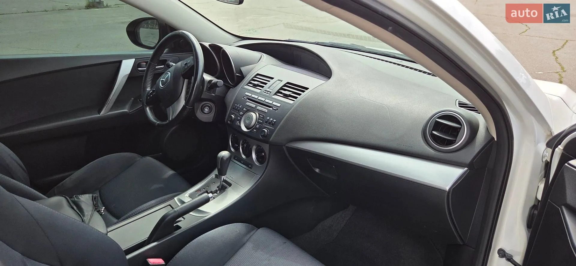 2010 Mazda 3 - мініатюра 11