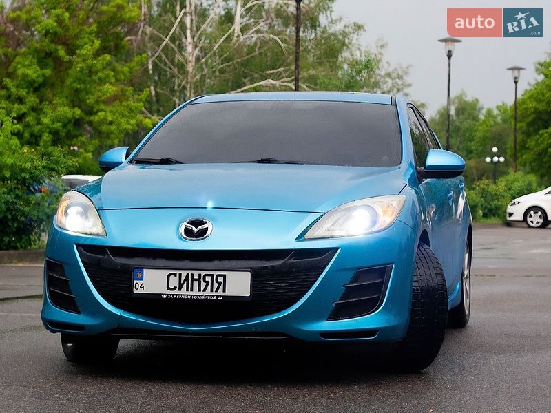 Хэтчбек Mazda 3 2010 в Кривом Роге
