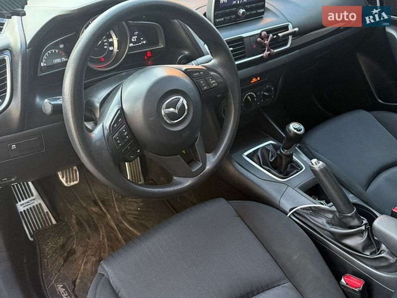 Седан Mazda 3 2014 в Белой Церкви