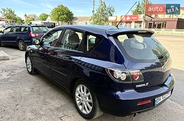 Хэтчбек Mazda 3 2008 в Джулинке