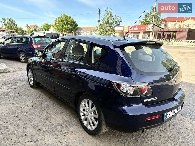 Хэтчбек Mazda 3 2008 в Джулинке