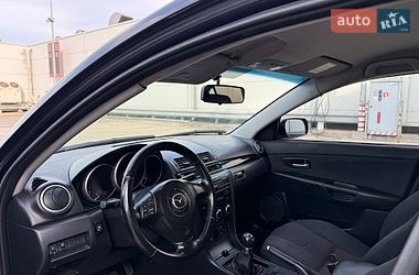 Седан Mazda 3 2004 в Києві