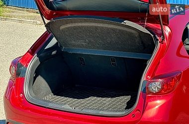 Хэтчбек Mazda 3 2016 в Одессе