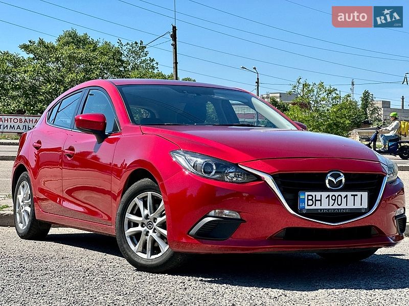 Хэтчбек Mazda 3 2016 в Одессе