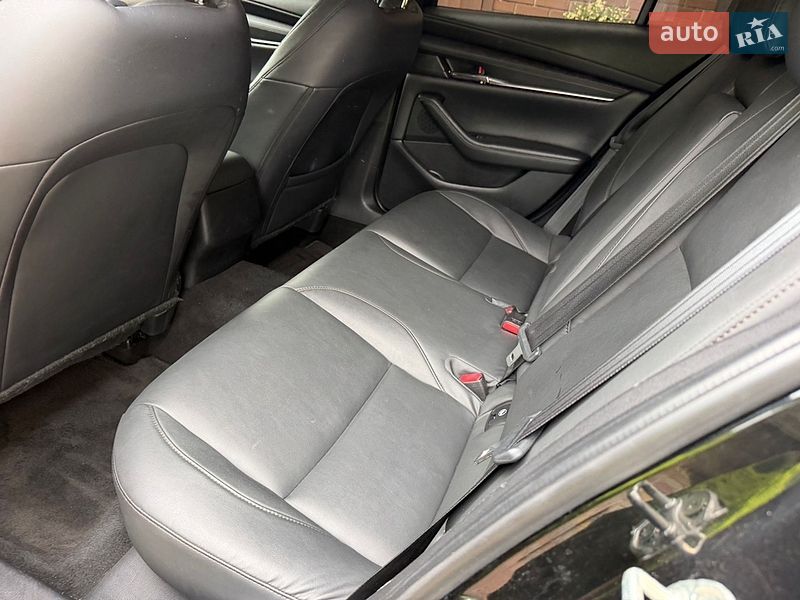 Седан Mazda 3 2021 в Дніпрі