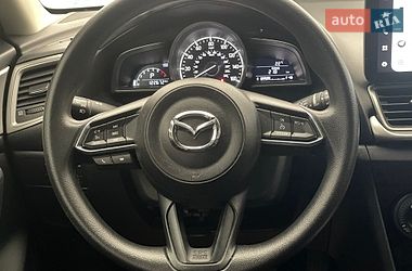 Хэтчбек Mazda 3 2017 в Киеве