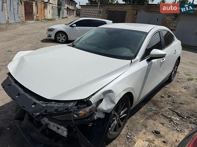 Mazda 3 2019