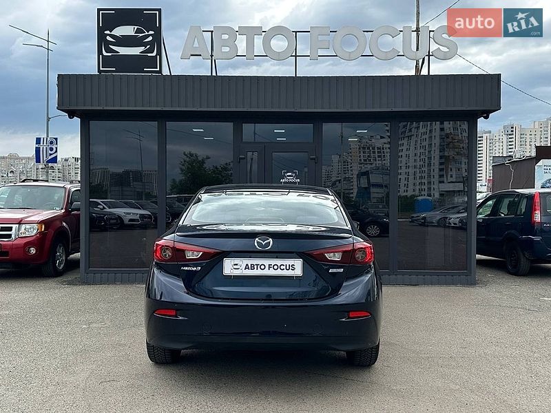 Седан Mazda 3 2013 в Киеве
