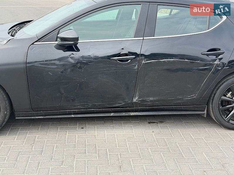 Хэтчбек Mazda 3 2024 в Львове