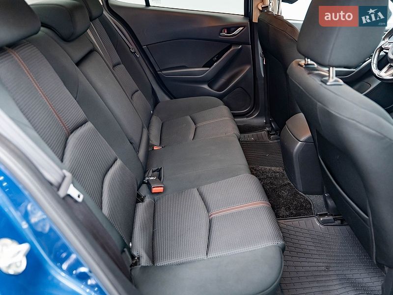 Седан Mazda 3 2018 в Києві фото 27 Седан Mazda 3 2018 в Києві