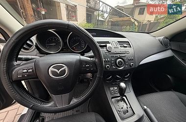 Седан Mazda 3 2011 в Львові