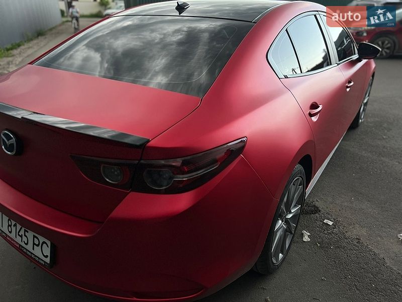 Седан Mazda 3 2019 в Киеве