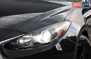 Седан Mazda 3 2014 в Киеве