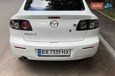 Седан Mazda 3 2008 в Чернівцях