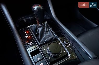 Седан Mazda 3 2020 в Киеве