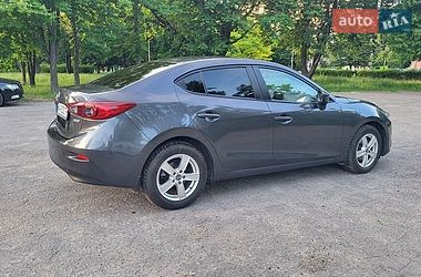 Седан Mazda 3 2015 в Полтаве