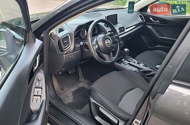 Седан Mazda 3 2015 в Полтаве