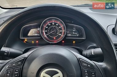 Седан Mazda 3 2015 в Полтаве