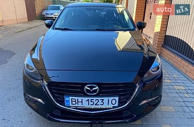 Седан Mazda 3 2018 в Одесі