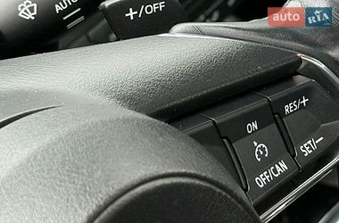Седан Mazda 3 2017 в Обухові
