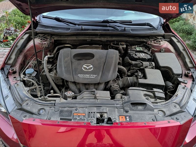 Седан Mazda 3 2016 в Львові