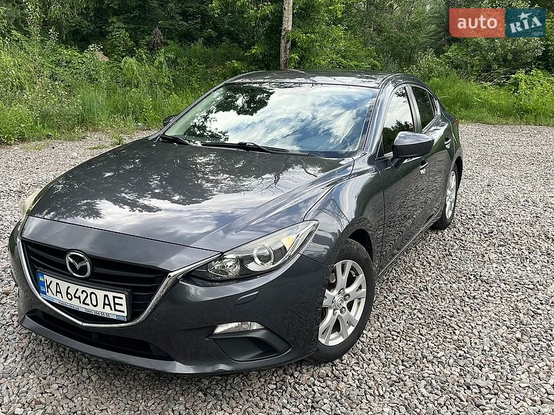 Седан Mazda 3 2016 в Києві