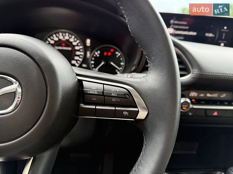 Седан Mazda 3 2024 в Коломые