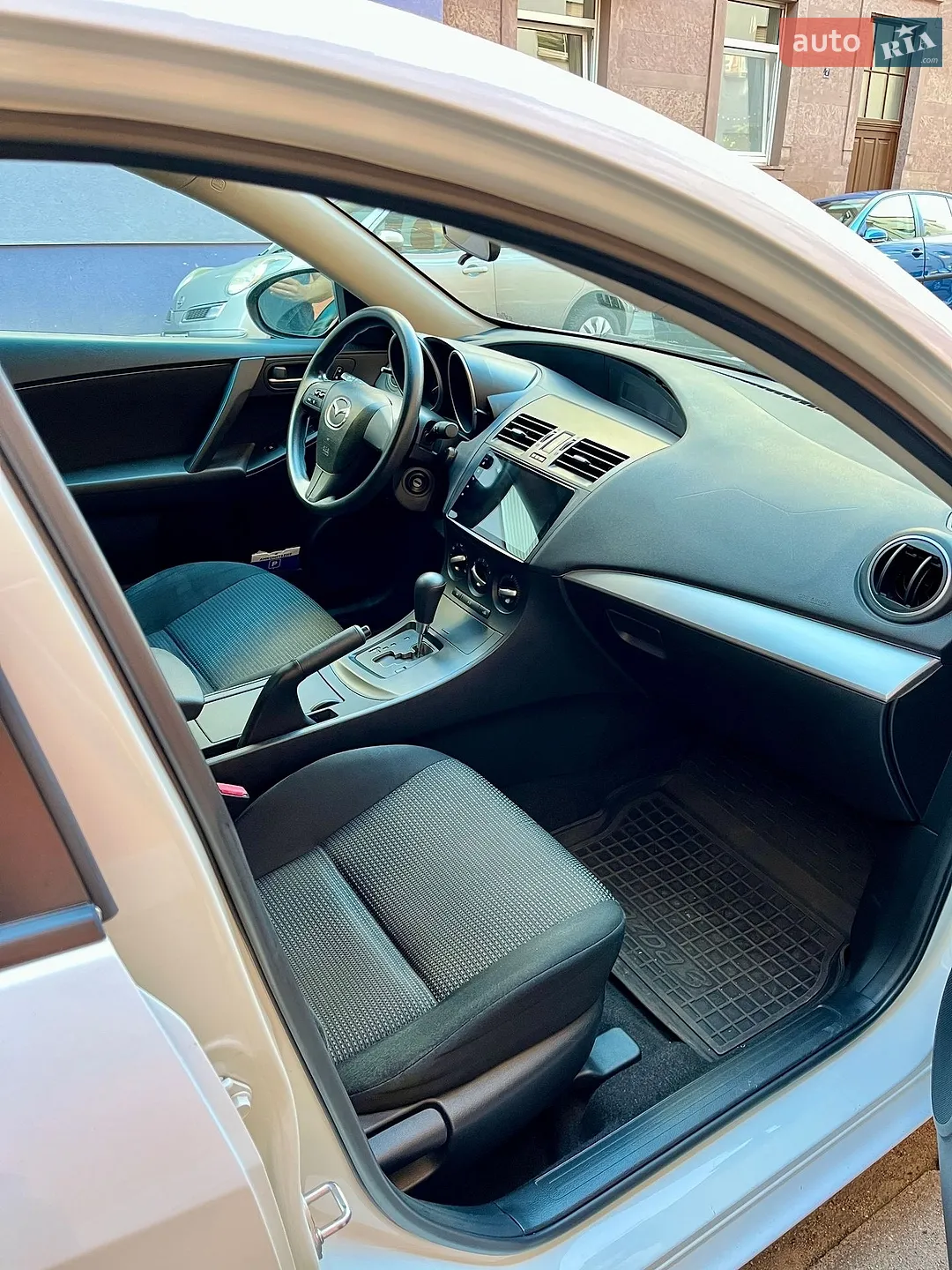 2013 Mazda 3 - мініатюра 4