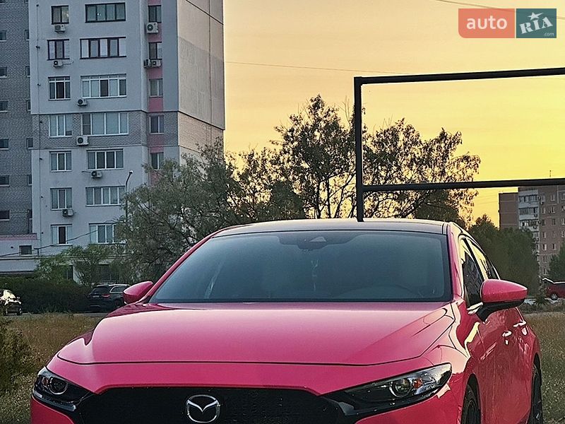 Хетчбек Mazda 3 2019 в Києві фото Хетчбек Mazda 3 2019 в Києві
