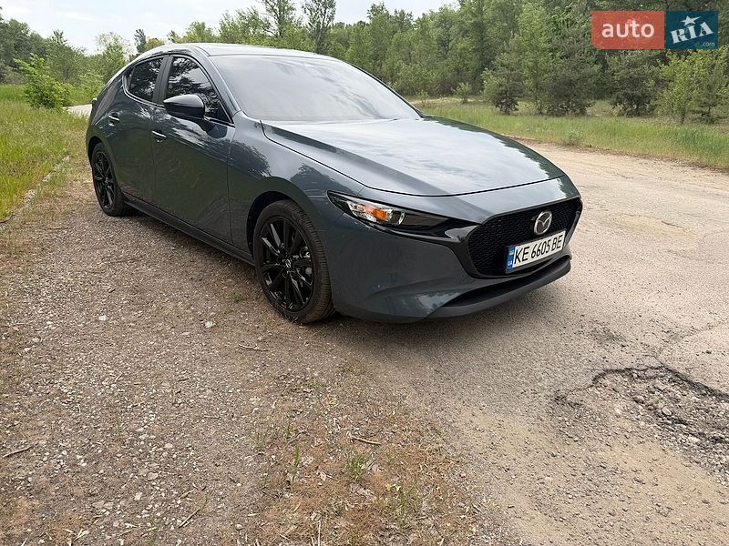 Хэтчбек Mazda 3 2022 в Днепре