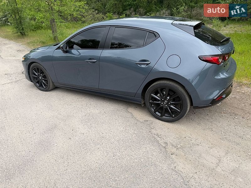 Хэтчбек Mazda 3 2022 в Днепре
