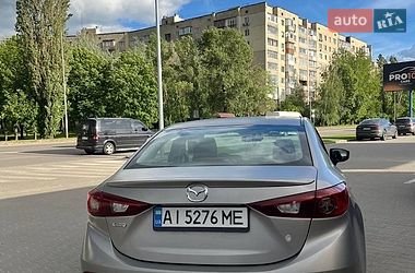 Седан Mazda 3 2014 в Вишневом