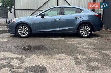 Седан Mazda 3 2015 в Києві