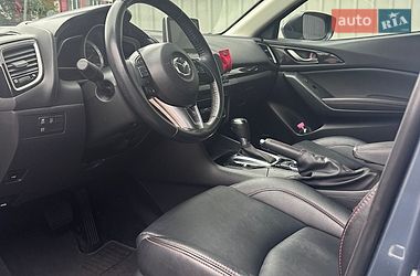 Седан Mazda 3 2015 в Києві