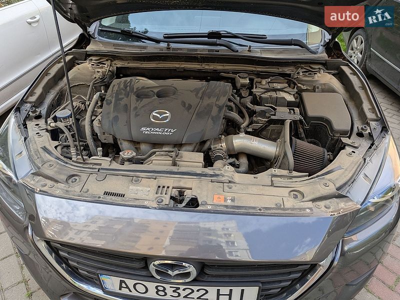 Хетчбек Mazda 3 2018 в Ужгороді