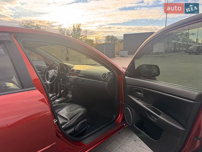 Седан Mazda 3 2006 в Дніпрі