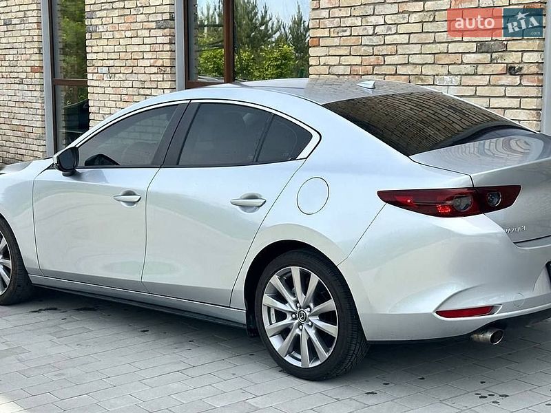 Седан Mazda 3 2019 в Луцьку