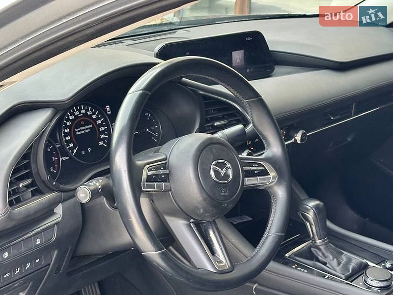 Седан Mazda 3 2019 в Луцьку