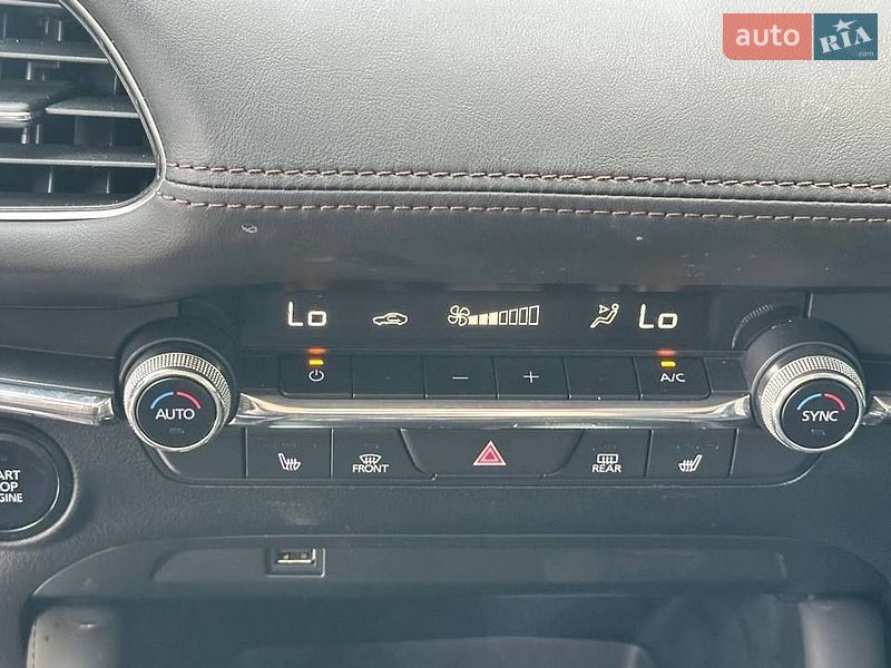 Седан Mazda 3 2019 в Луцьку