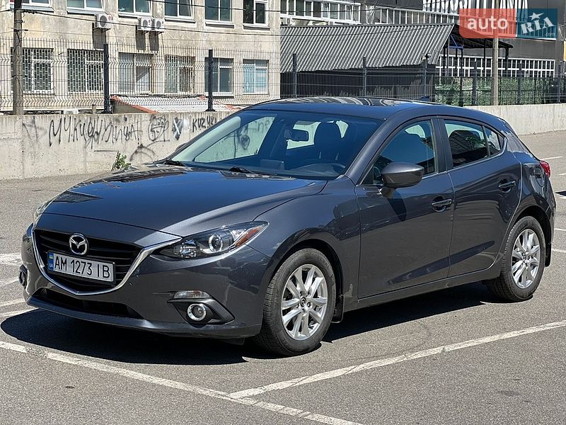 Хэтчбек Mazda 3 2016 в Киеве