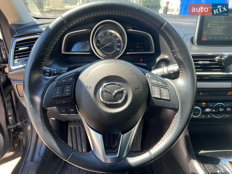 Хэтчбек Mazda 3 2016 в Киеве