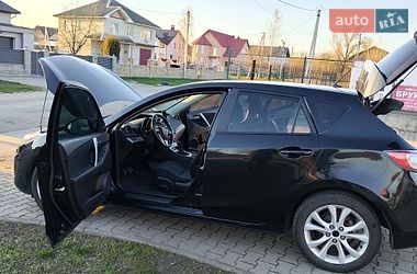 Хэтчбек Mazda 3 2010 в Коломые
