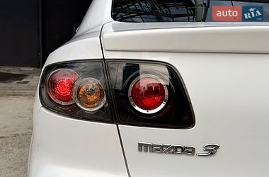 Седан Mazda 3 2009 в Києві